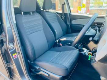 Used Toyota Yaris 2016 for sale - 75171690: Photo