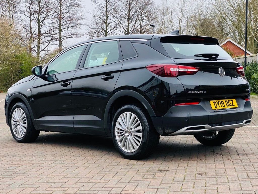 Used Vauxhall Grandland X 2019 for sale - 76229006: Photo 3