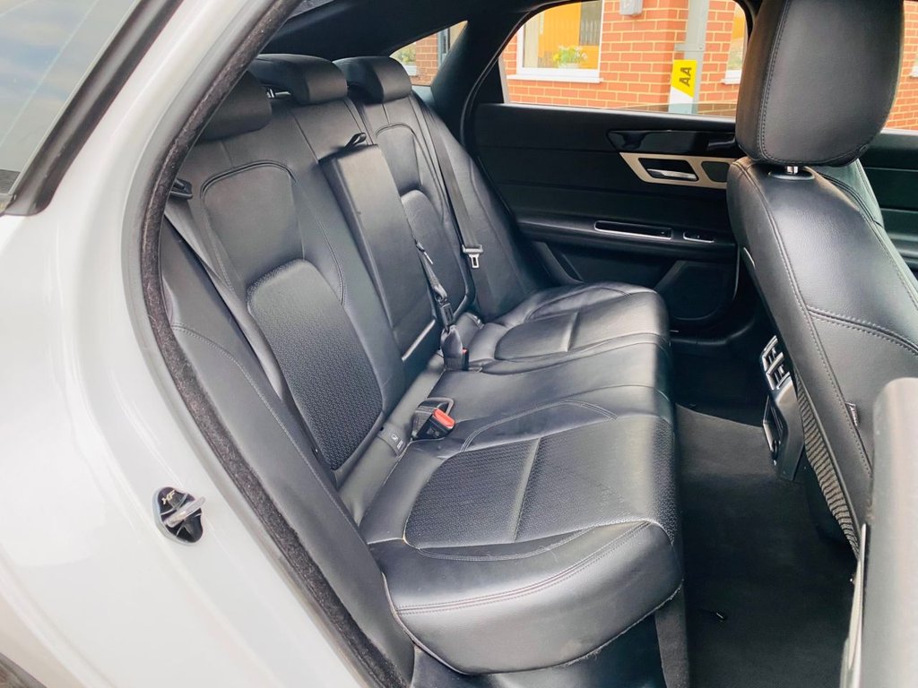 Used Jaguar XF 2016 for sale - 76092471: Photo 13