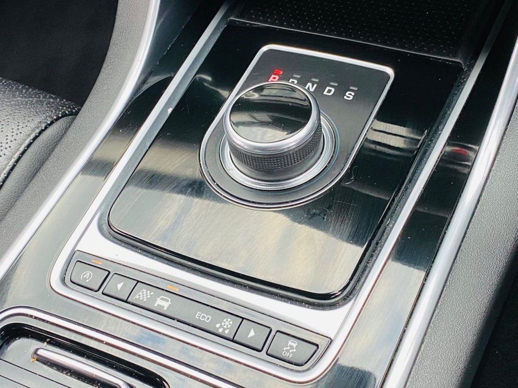 Used Jaguar XF 2016 for sale - 76092471: Photo 22