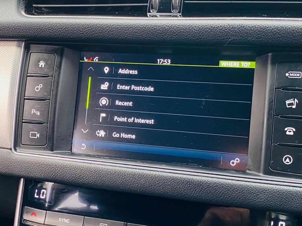 Used Jaguar XF 2016 for sale - 76092471: Photo 32