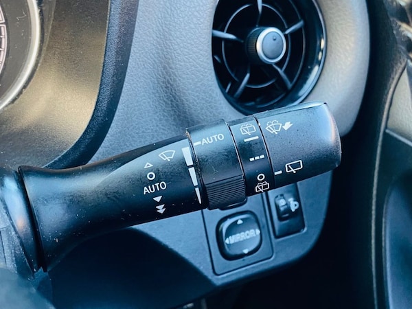 Used Toyota Yaris 2018 for sale - 76080470: Photo 17