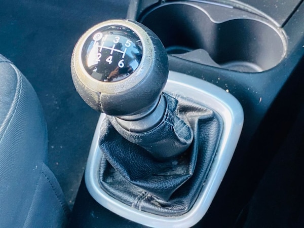 Used Toyota Yaris 2018 for sale - 76080470: Photo 23