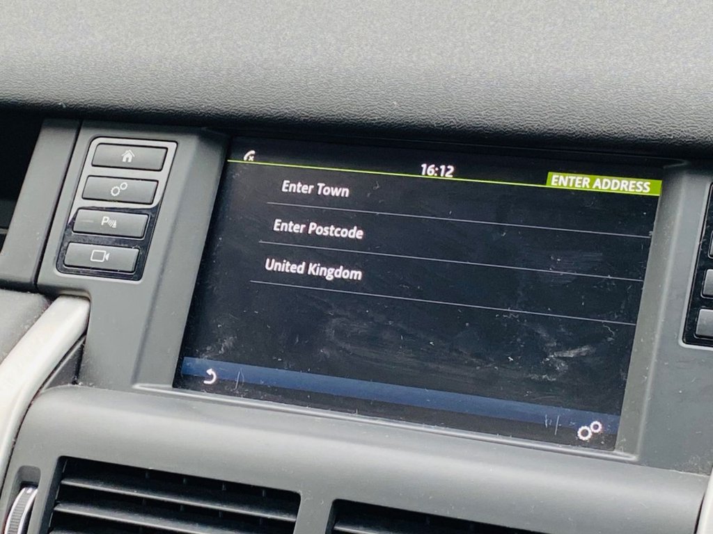 Used Land Rover Discovery Sport 2017 for sale - 76724364: Photo 30