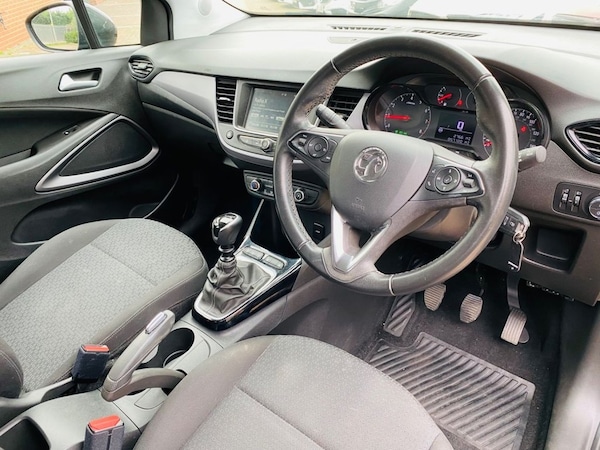 Used Vauxhall Crossland X 2019 for sale - 76223113: Photo 2
