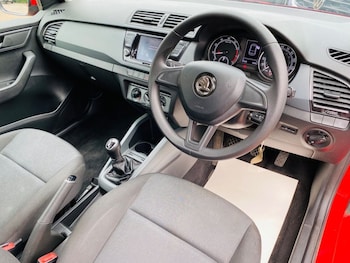 Used Skoda Fabia 2019 for sale - 75276013: Photo