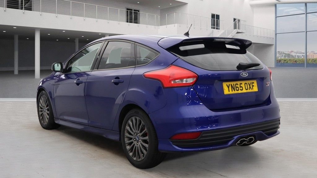Used Ford Focus 2015 for sale - 76751421: Photo 2