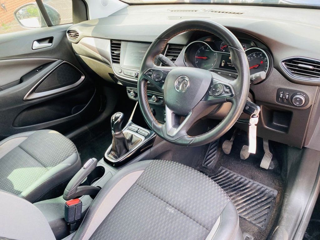 Used Vauxhall Crossland X 2019 for sale - 76617565: Photo 2
