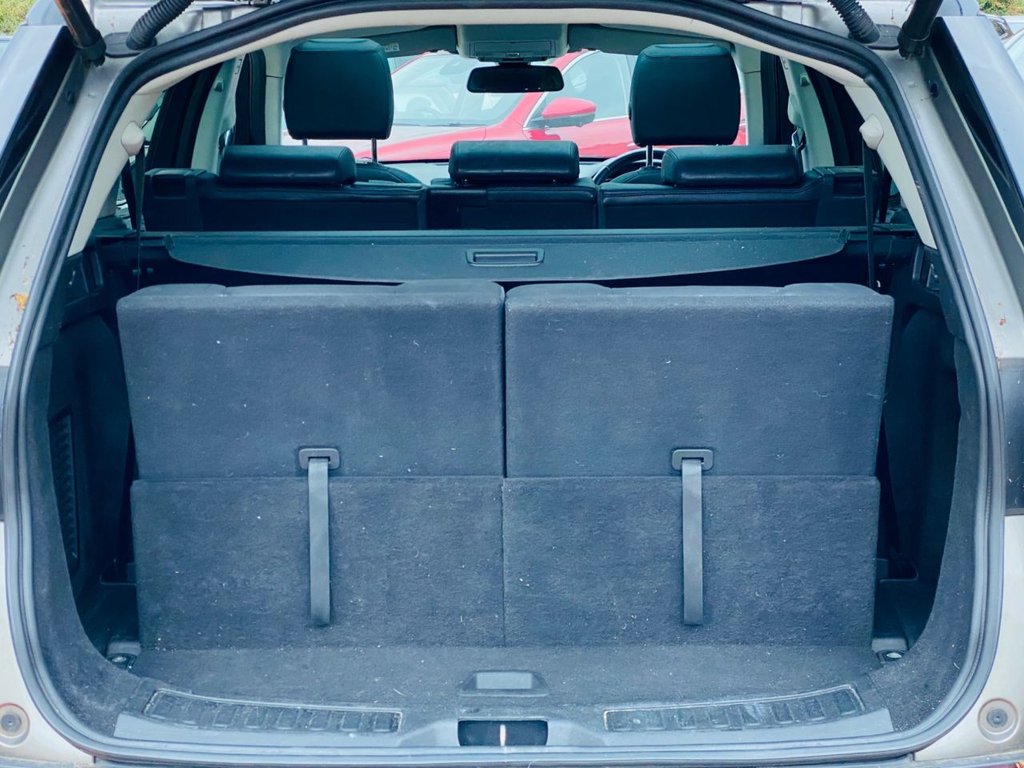 Used Land Rover Discovery Sport 2017 for sale - 76385863: Photo 11