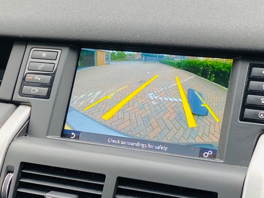 Used Land Rover Discovery Sport 2017 for sale - 76385863: Photo 33