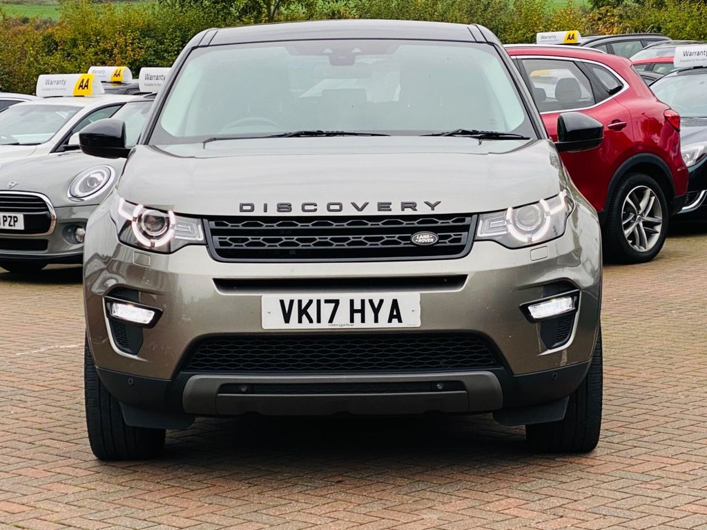 Used Land Rover Discovery Sport 2017 for sale - 76385863: Photo 6