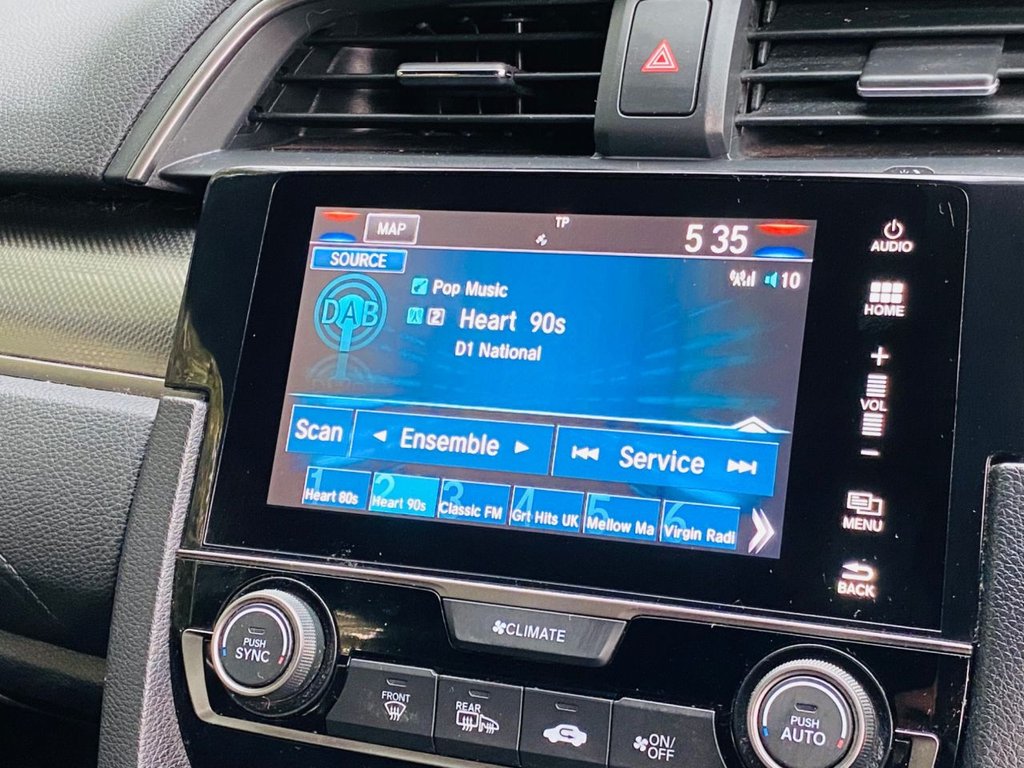 Used Honda Civic 2018 for sale - 76173258: Photo 24