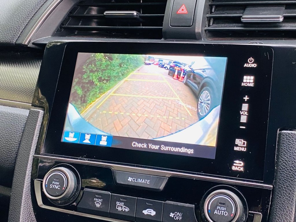 Used Honda Civic 2018 for sale - 76173258: Photo 27