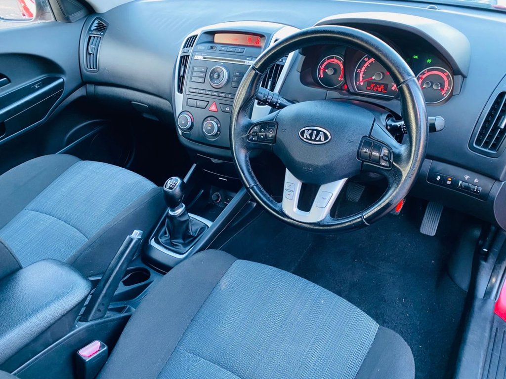 Used Kia Ceed 2011 for sale - 76386665: Photo 2