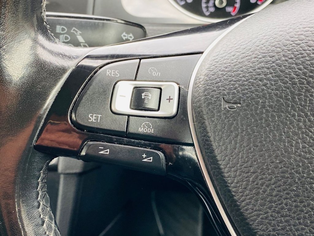 Used Volkswagen Golf 2017 for sale - 76385866: Photo 17