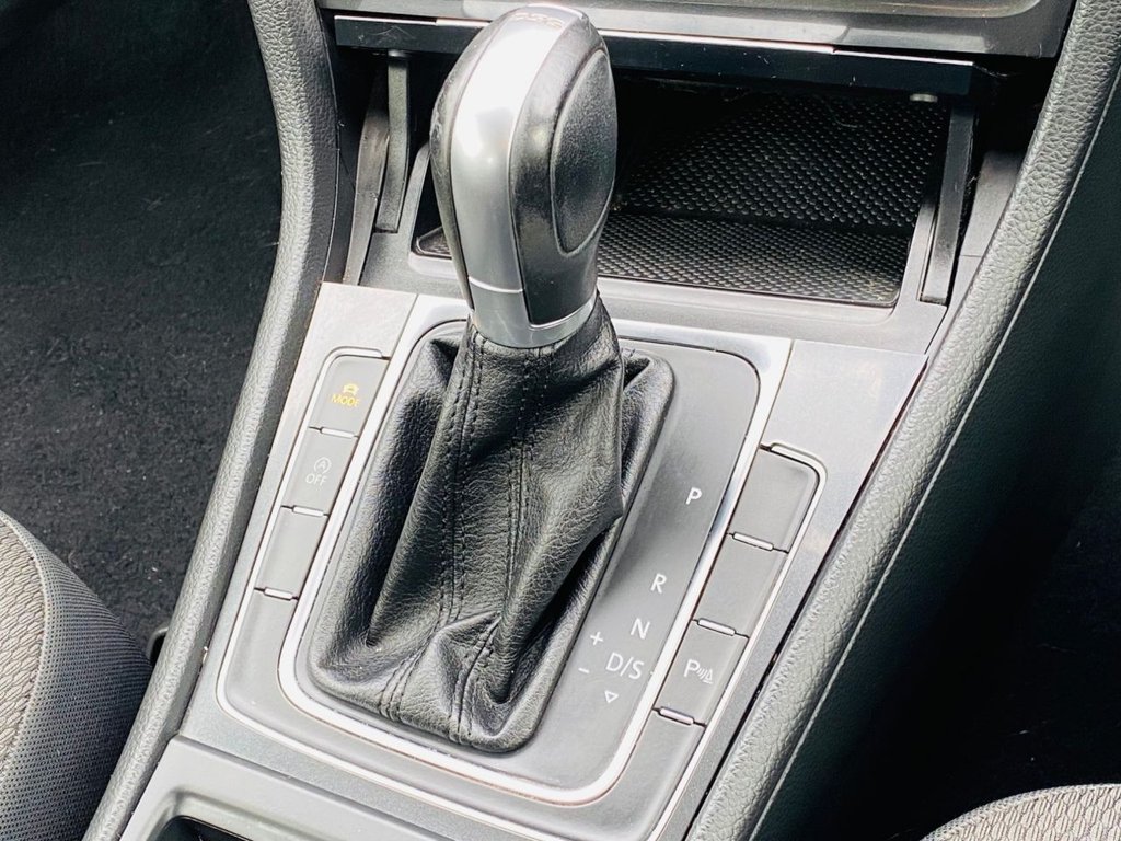 Used Volkswagen Golf 2017 for sale - 76385866: Photo 20