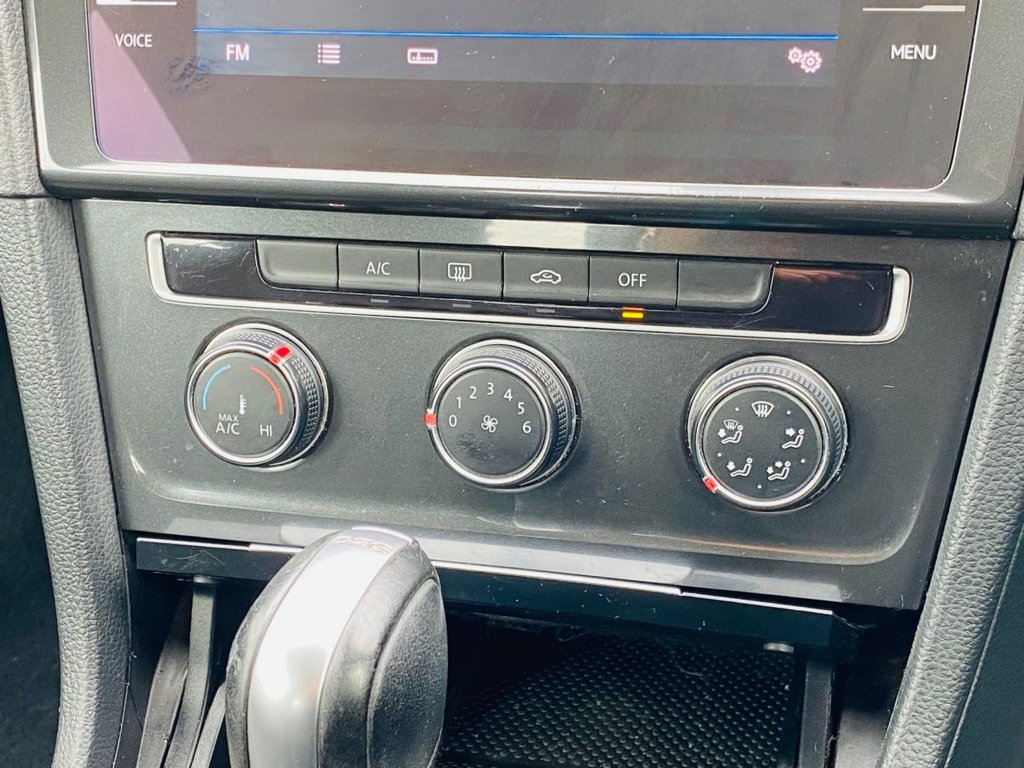 Used Volkswagen Golf 2017 for sale - 76385866: Photo 24