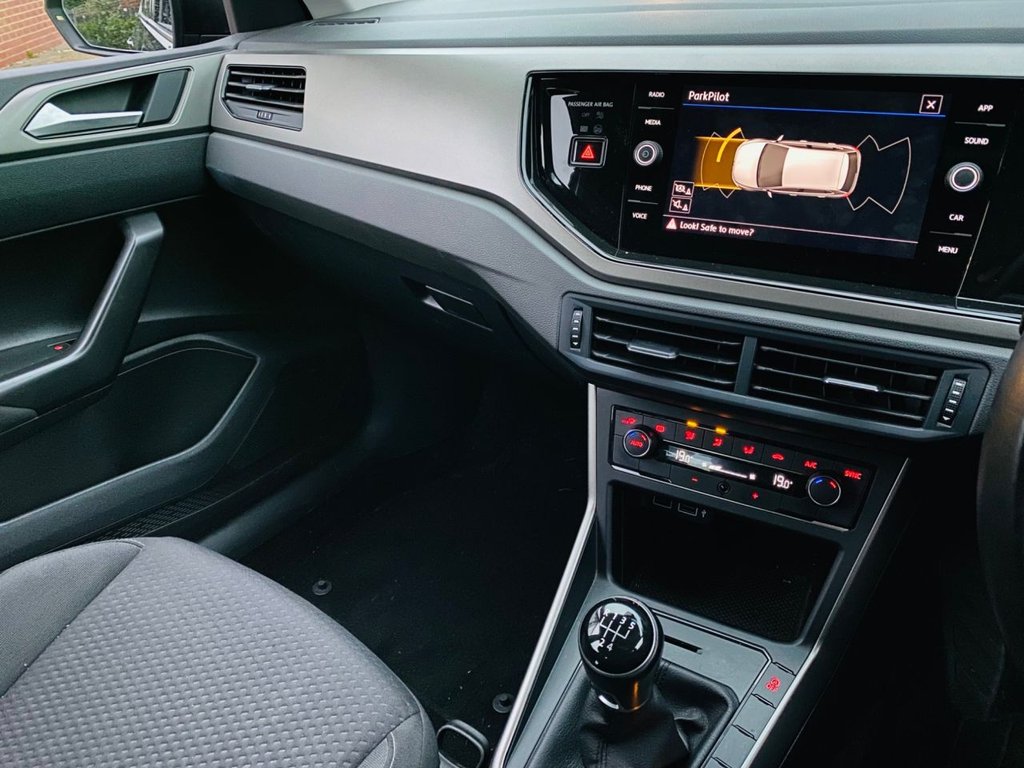 Used Volkswagen Polo 2018 for sale - 76520790: Photo 23