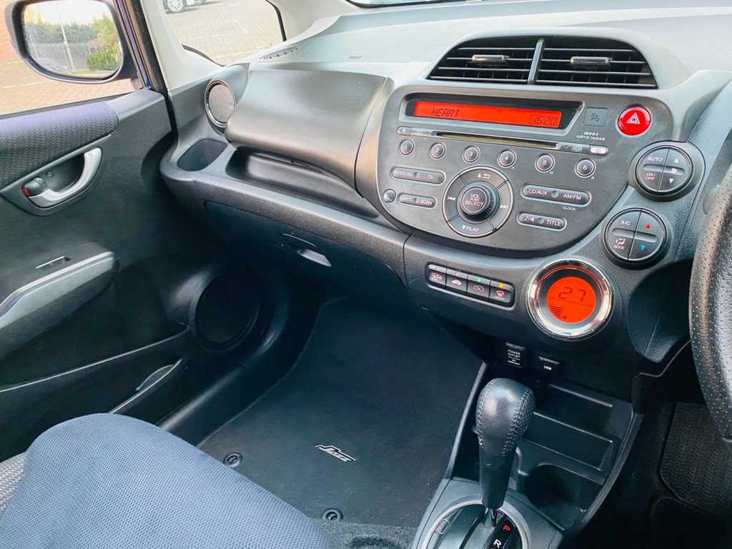 Used Honda Jazz 2013 for sale - 76474569: Photo 21