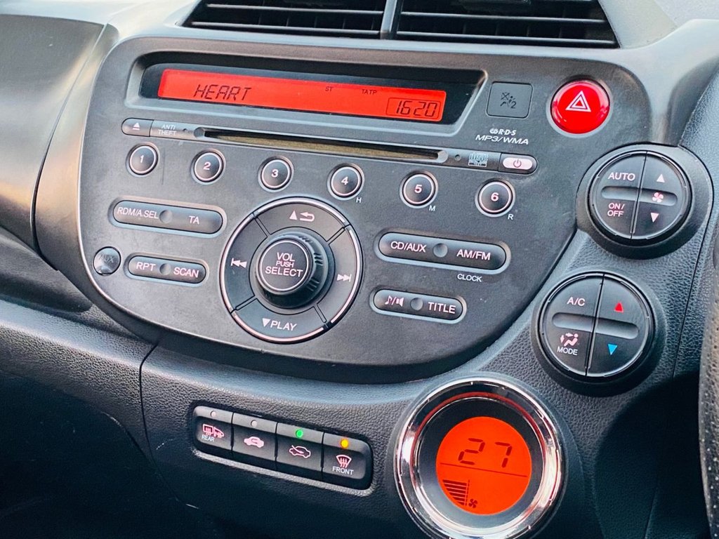 Used Honda Jazz 2013 for sale - 76474569: Photo 23