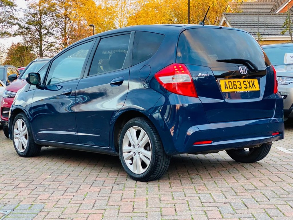 Used Honda Jazz 2013 for sale - 76474569: Photo 3