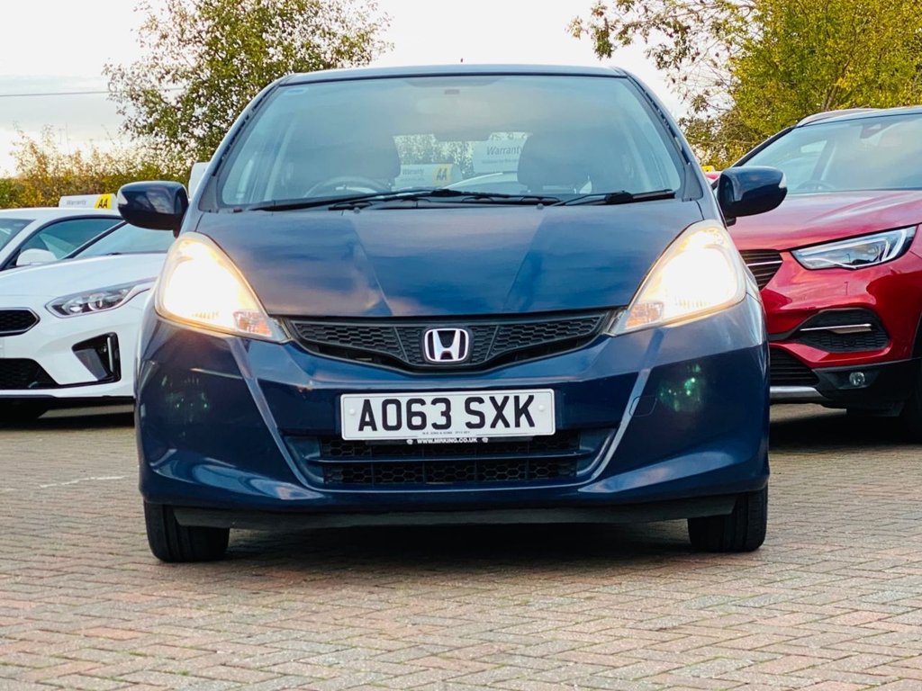Used Honda Jazz 2013 for sale - 76474569: Photo 6