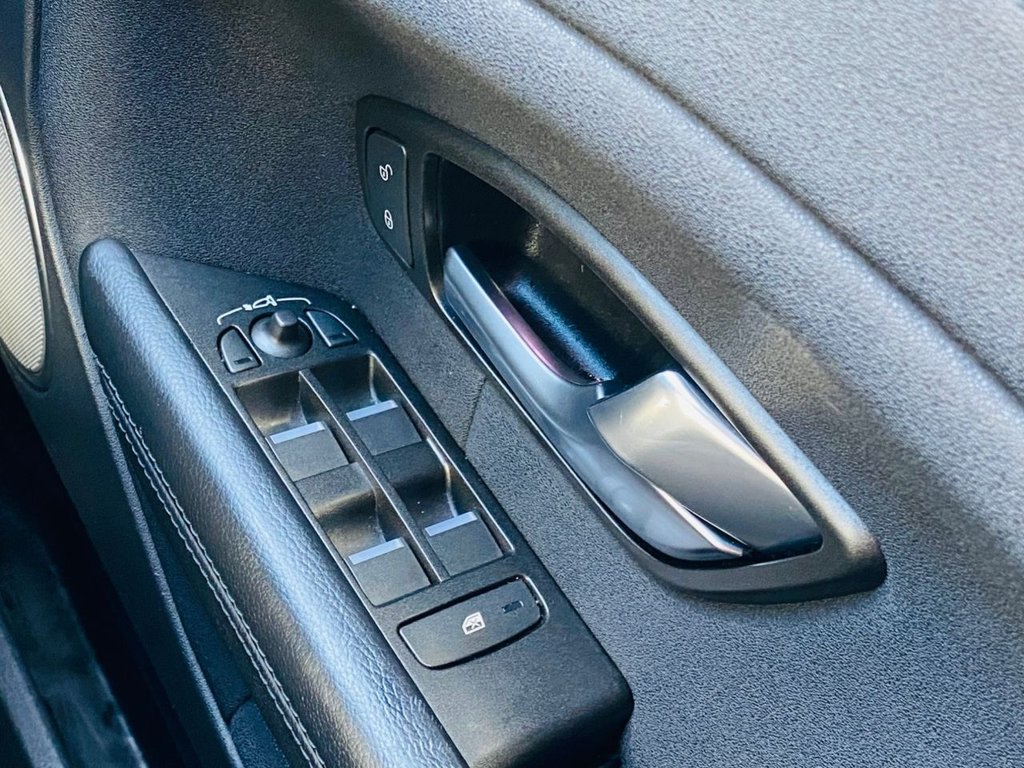 Used Land Rover Range Rover Evoque 2017 for sale - 76385850: Photo 21