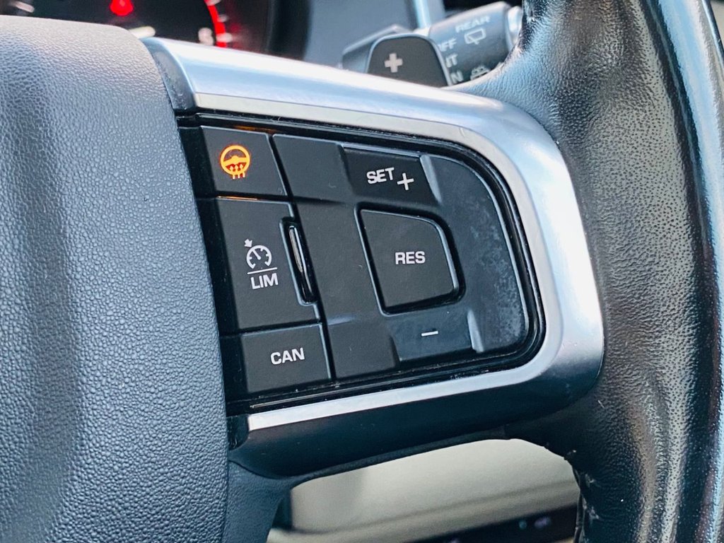 Used Land Rover Discovery Sport 2018 for sale - 76535721: Photo 15