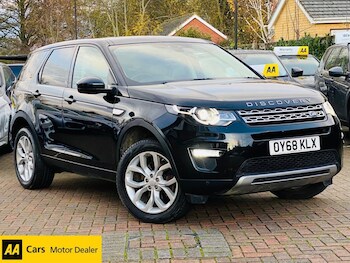 Used Land Rover Discovery Sport 2018 for sale - 76535721: Photo
