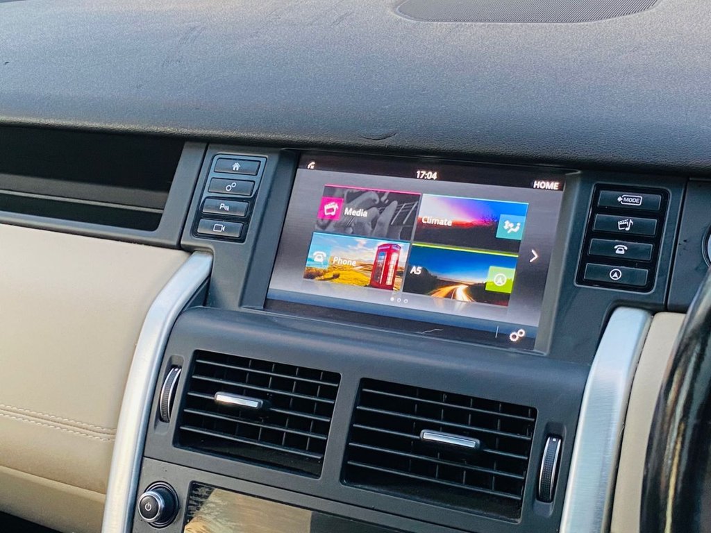 Used Land Rover Discovery Sport 2018 for sale - 76535721: Photo 25