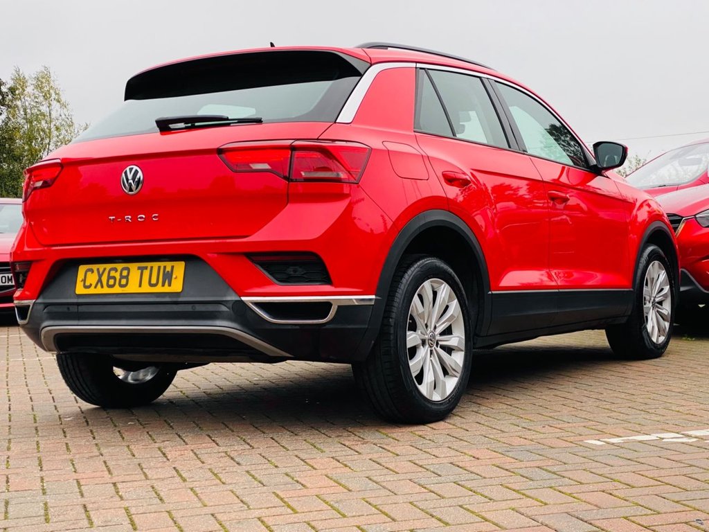 Used Volkswagen T-Roc 2018 for sale - 76223792: Photo 10