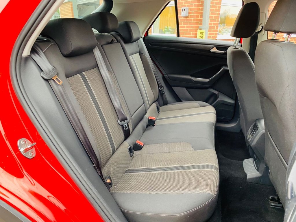 Used Volkswagen T-Roc 2018 for sale - 76223792: Photo 13