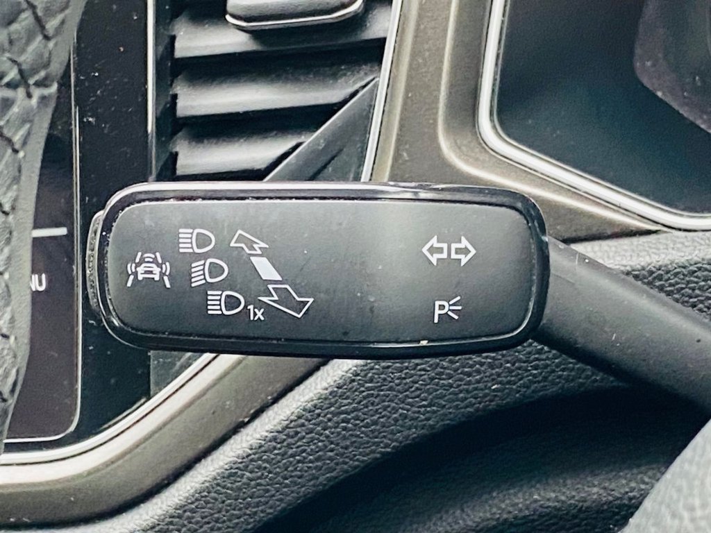 Used Volkswagen T-Roc 2018 for sale - 76223792: Photo 15