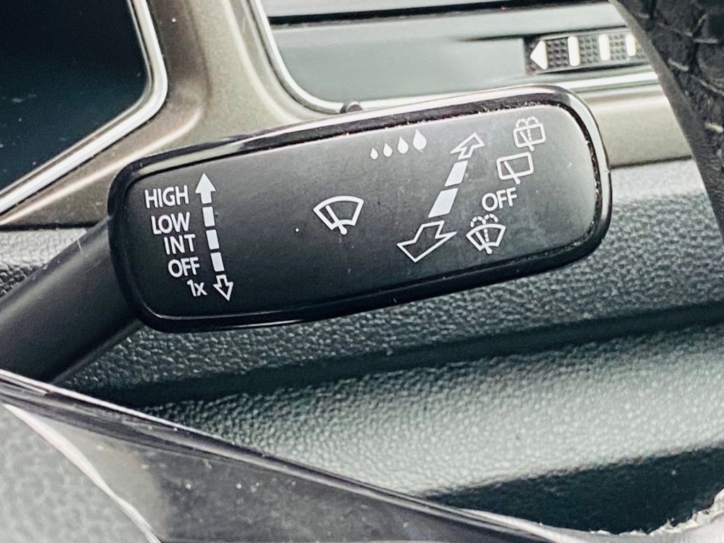 Used Volkswagen T-Roc 2018 for sale - 76223792: Photo 16