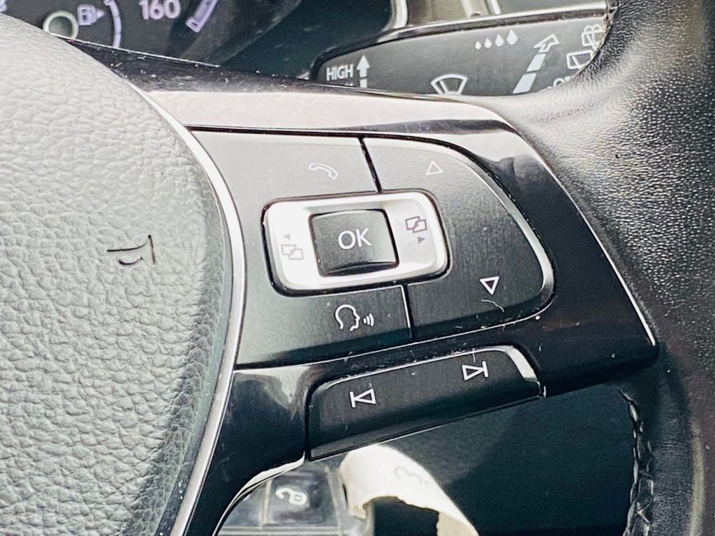 Used Volkswagen T-Roc 2018 for sale - 76223792: Photo 17