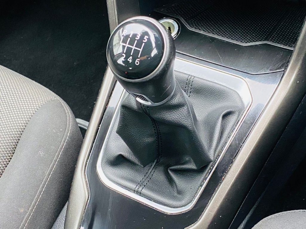 Used Volkswagen T-Roc 2018 for sale - 76223792: Photo 19