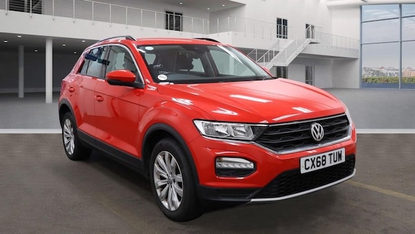 Used Volkswagen T-Roc 2018 for sale - 76223792: Photo 1