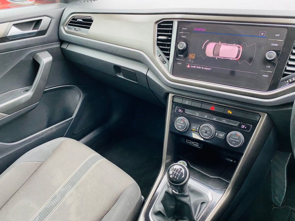 Used Volkswagen T-Roc 2018 for sale - 76223792: Photo 20