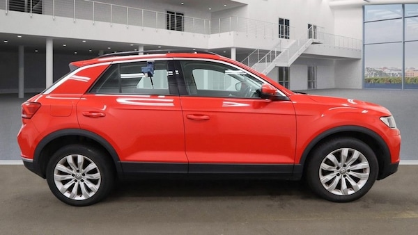 Used Volkswagen T-Roc 2018 for sale - 76223792: Photo 20