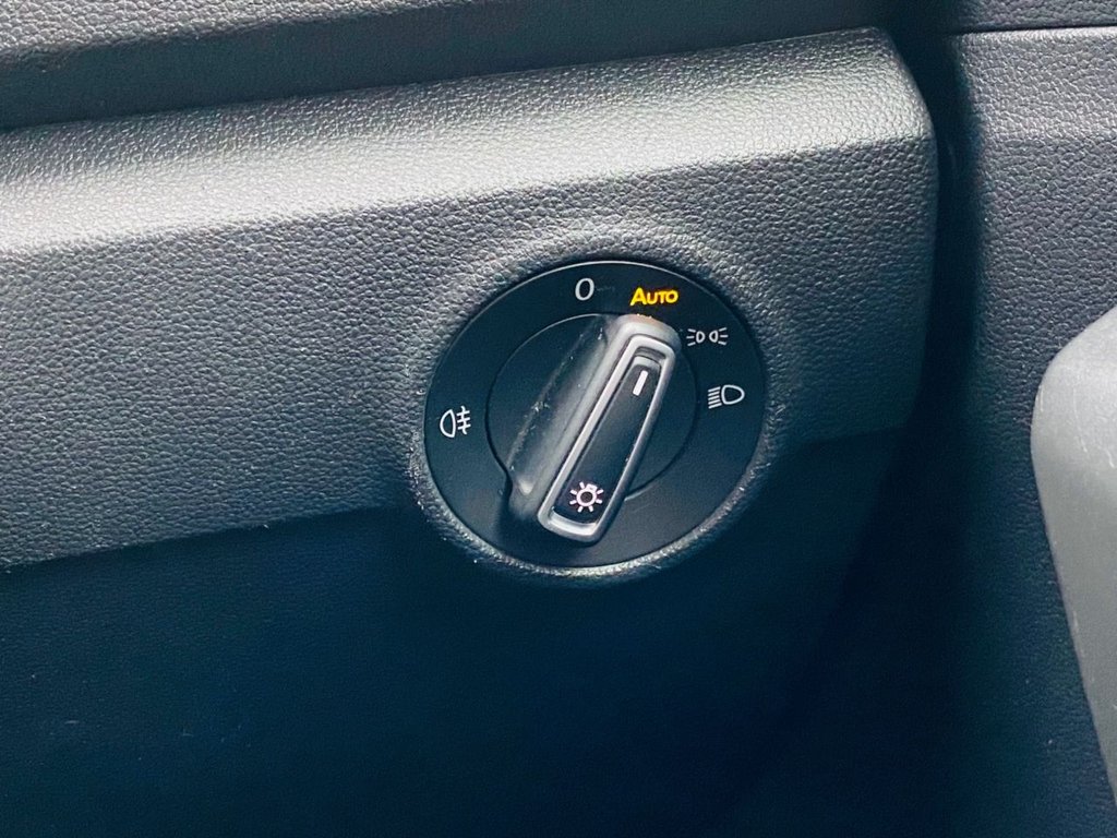 Used Volkswagen T-Roc 2018 for sale - 76223792: Photo 22