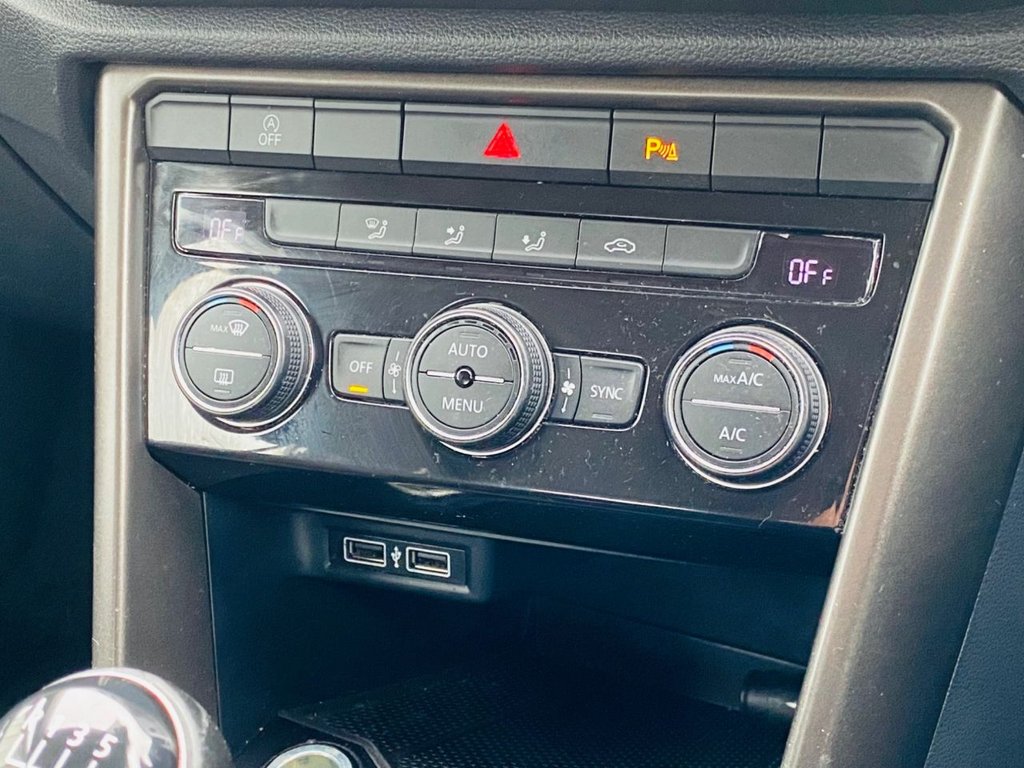 Used Volkswagen T-Roc 2018 for sale - 76223792: Photo 23