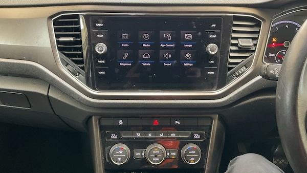 Used Volkswagen T-Roc 2018 for sale - 76223792: Photo 26