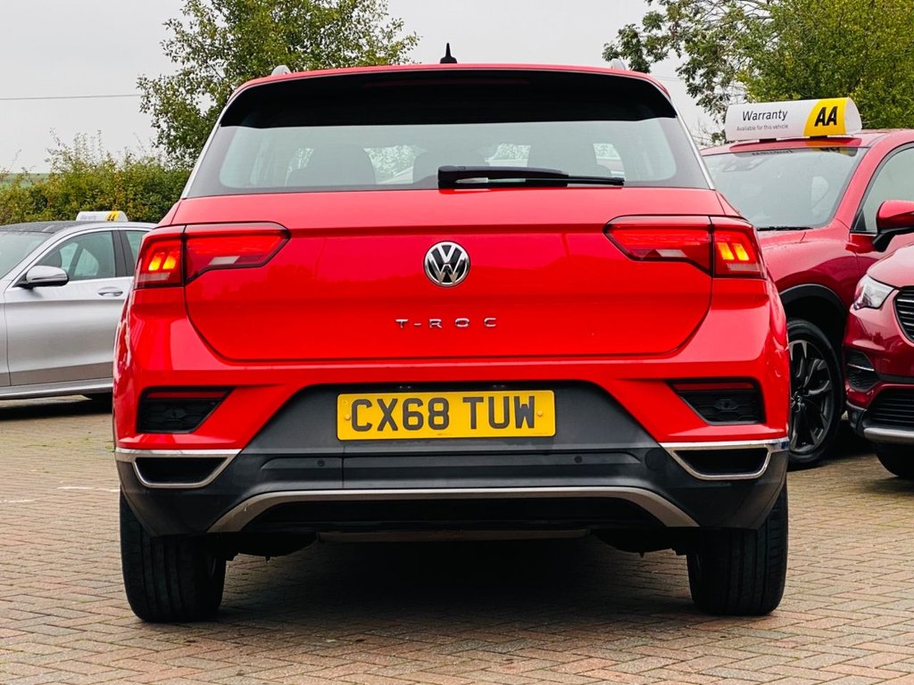 Used Volkswagen T-Roc 2018 for sale - 76223792: Photo 8
