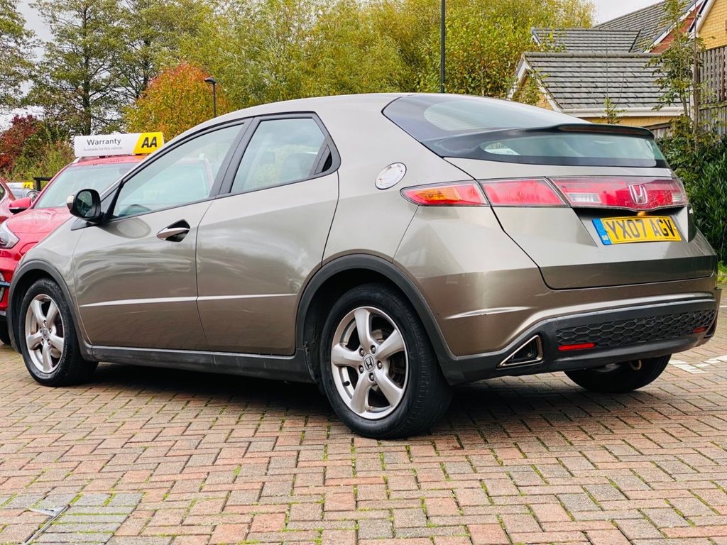 Used Honda Civic 2007 for sale - 76346031: Photo 3