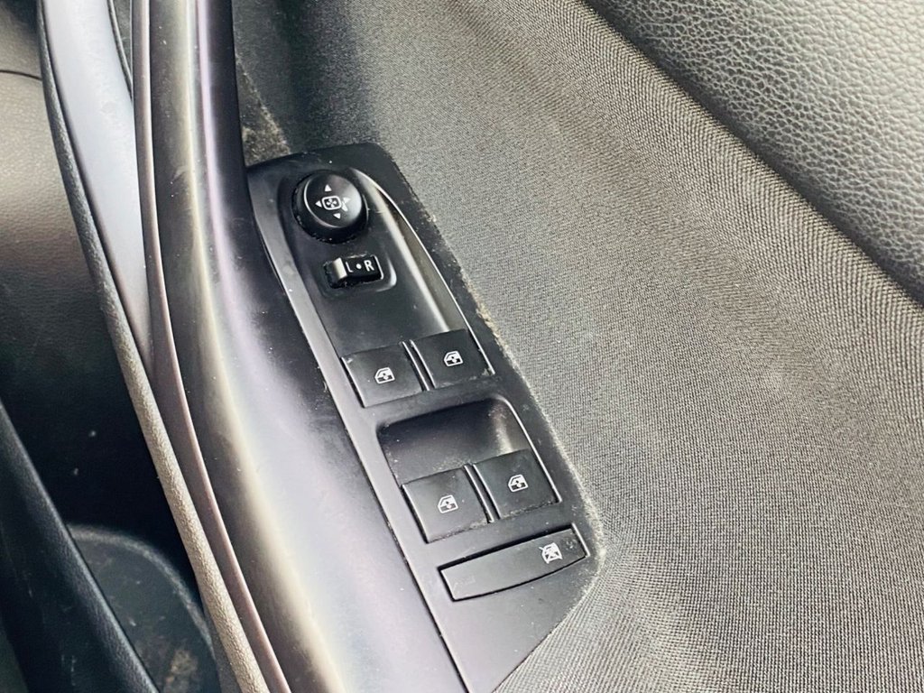 Used Vauxhall Astra 2016 for sale - 76558503: Photo 17