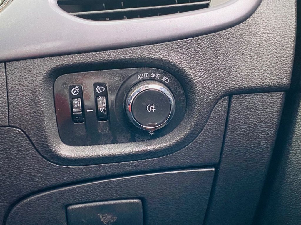 Used Vauxhall Astra 2016 for sale - 76558503: Photo 18