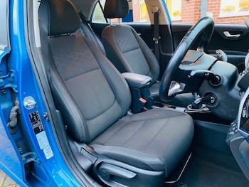 Used Kia Rio 2021 for sale - 76631807: Photo