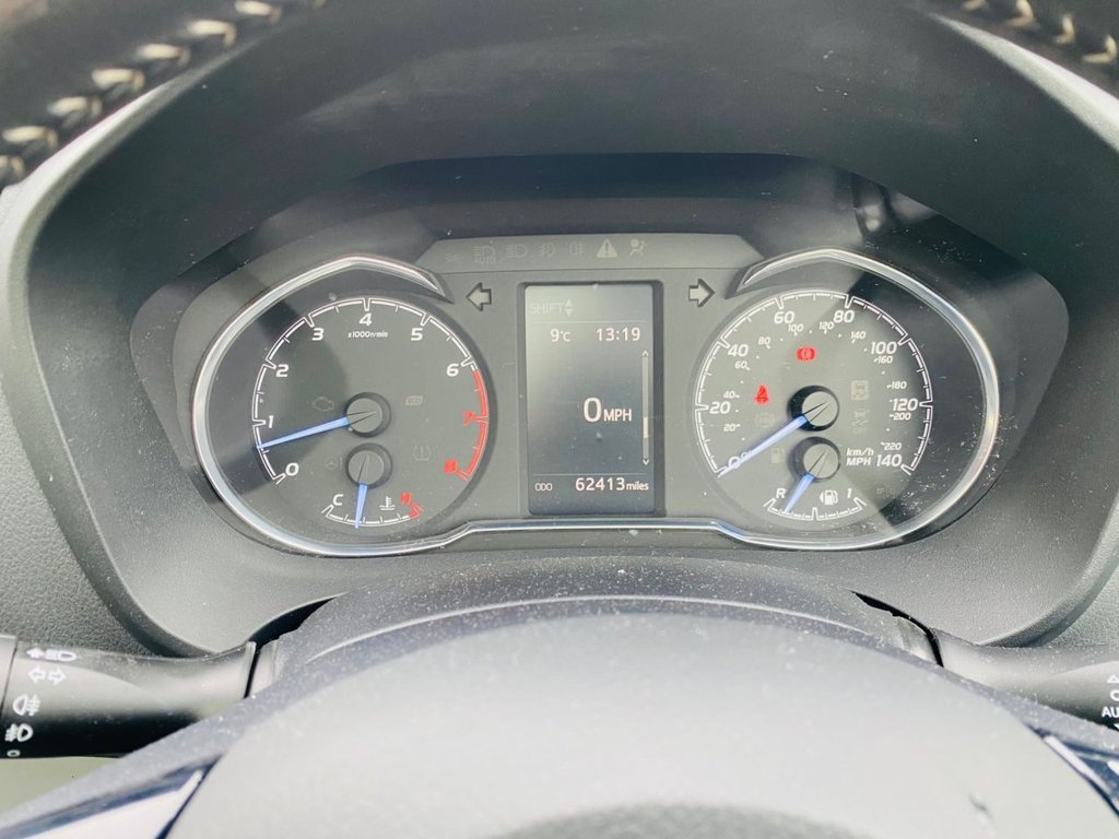 Used Toyota Yaris 2017 for sale - 76439425: Photo 16