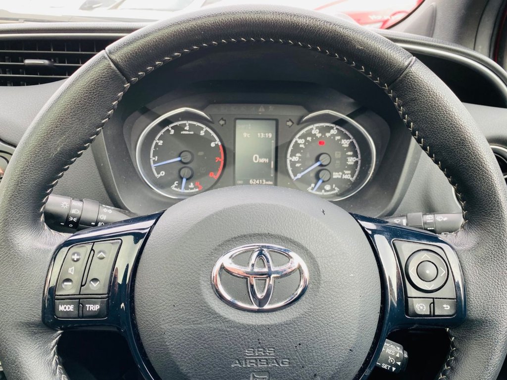 Used Toyota Yaris 2017 for sale - 76439425: Photo 17