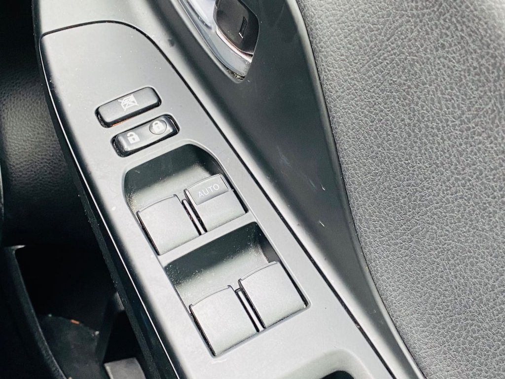 Used Toyota Yaris 2017 for sale - 76439425: Photo 19